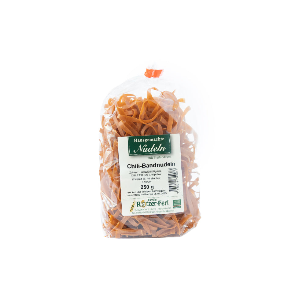 Hausgemachte Chili-Bandnudeln